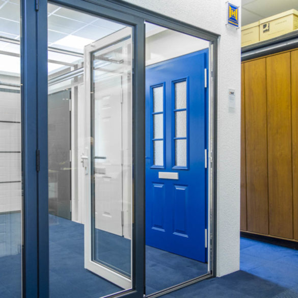 croydon bifold doors 585x585 1