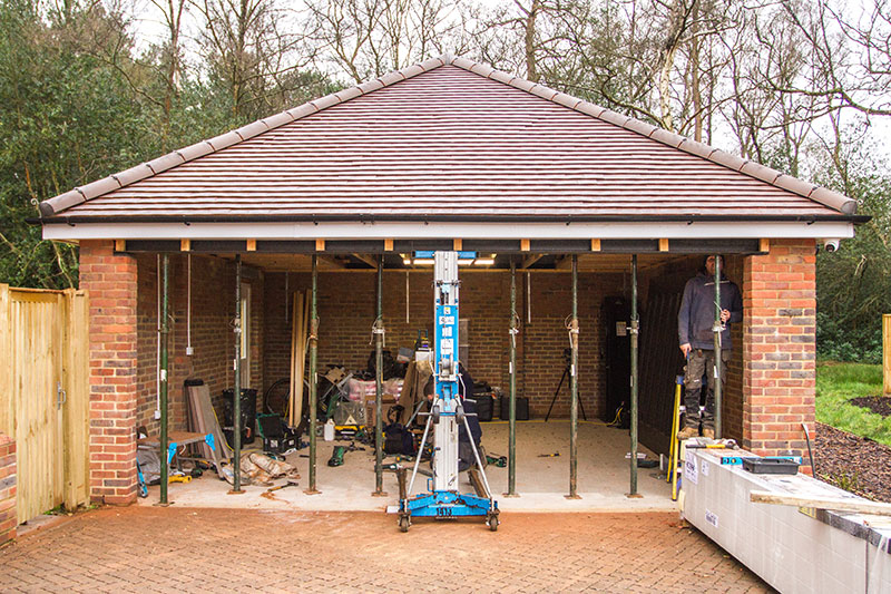 RSJ lintel installation