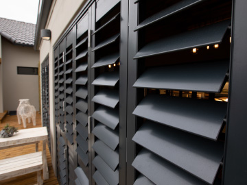 SeceuroStyle plantation shutters 360x270 minigallery 6