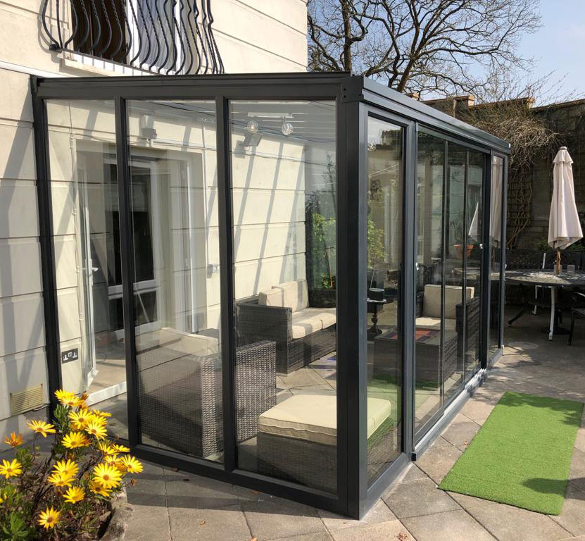 Sim6GlassRoom1