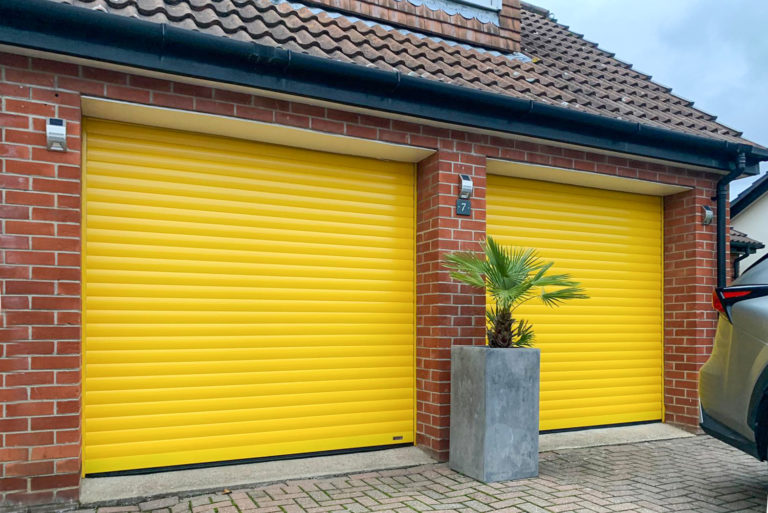 SWS ROLLER ORIGINAL YELLOW NEW MALDEN